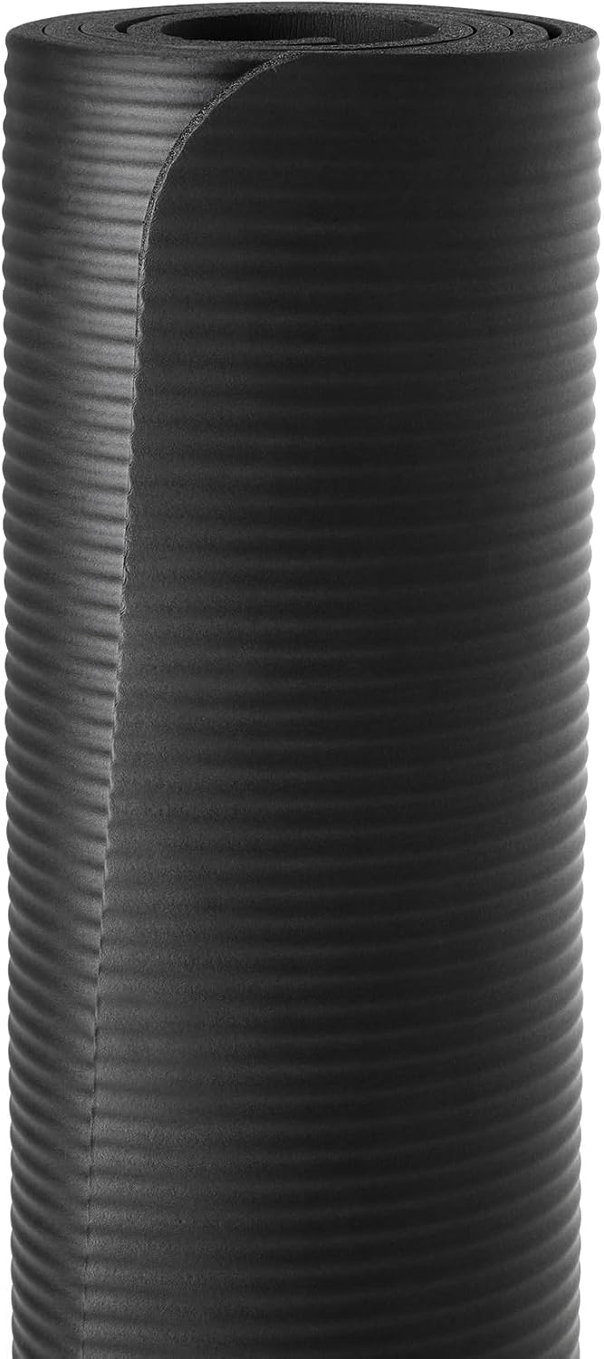 Amazon Basics Yoga Mat photo 2